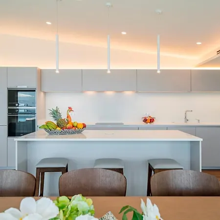 Апартаменты Ourmadeira - Grandview, Contemporary